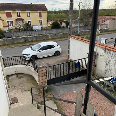 Apartment Tranquilliter En Bord De Loire Roanne